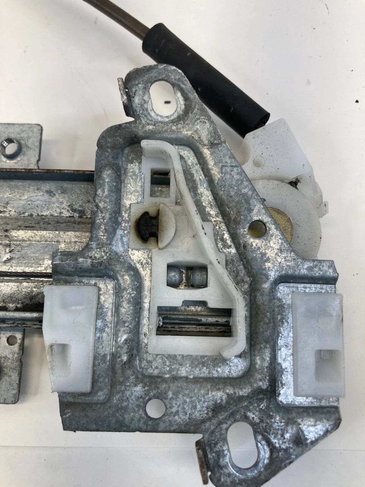 2001-2005 HONDA CIVIC SEDAN FRONT LEFT SIDE POWER WINDOW MOTOR REGULATOR OEM