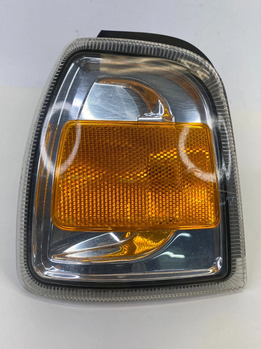 06-11 FORD RANGER FRONT LEFT DRIVER SIDE TURN SIGNAL LIGHT LAMP 1L5X-15A425-A