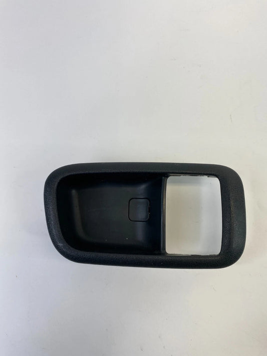 2001-2005 TOYOTA RAV4 REAR RIGHT PASSENGER DOOR HANDLE BEZEL COVER TRIM OEM