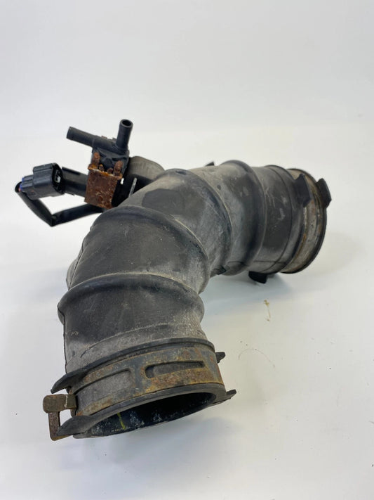 2001-2003 TOYOTA RAV4 ENGINE AIR INTAKE INLET TUBE HOSE DUCT OEM 17881-28040