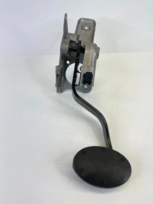 2007-2013 MINI COOPER FOOT STOP BRAKE PEDAL W/ MOUNT BRACKET ASSY C4000206SE OEM