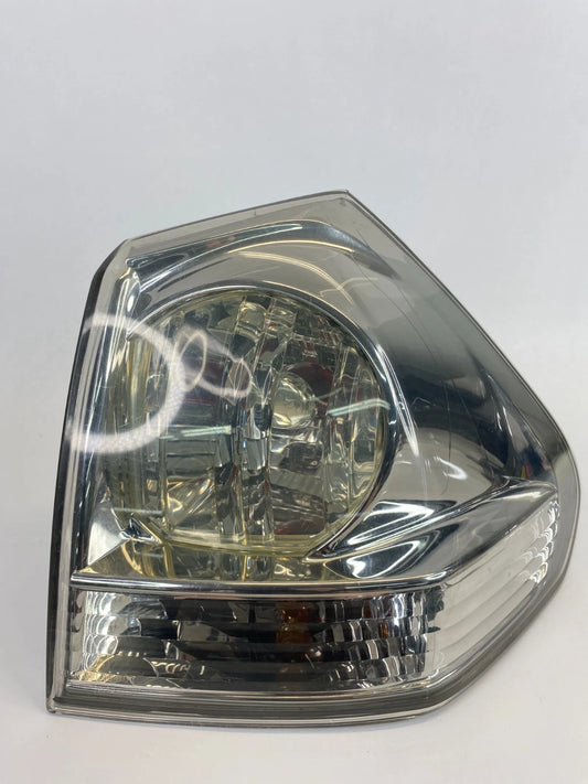 2007-2009 LEXUS RX350 RIGHT PASSENGER SIDE OUTER QUARTER PANEL TAIL LIGHT OEM