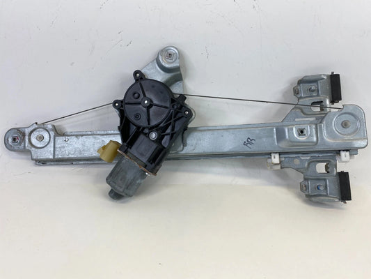 2010-2012 CADILLAC SRX REAR RIGHT SIDE WINDOW REGULATOR W/ MOTOR 0130822708 OEM