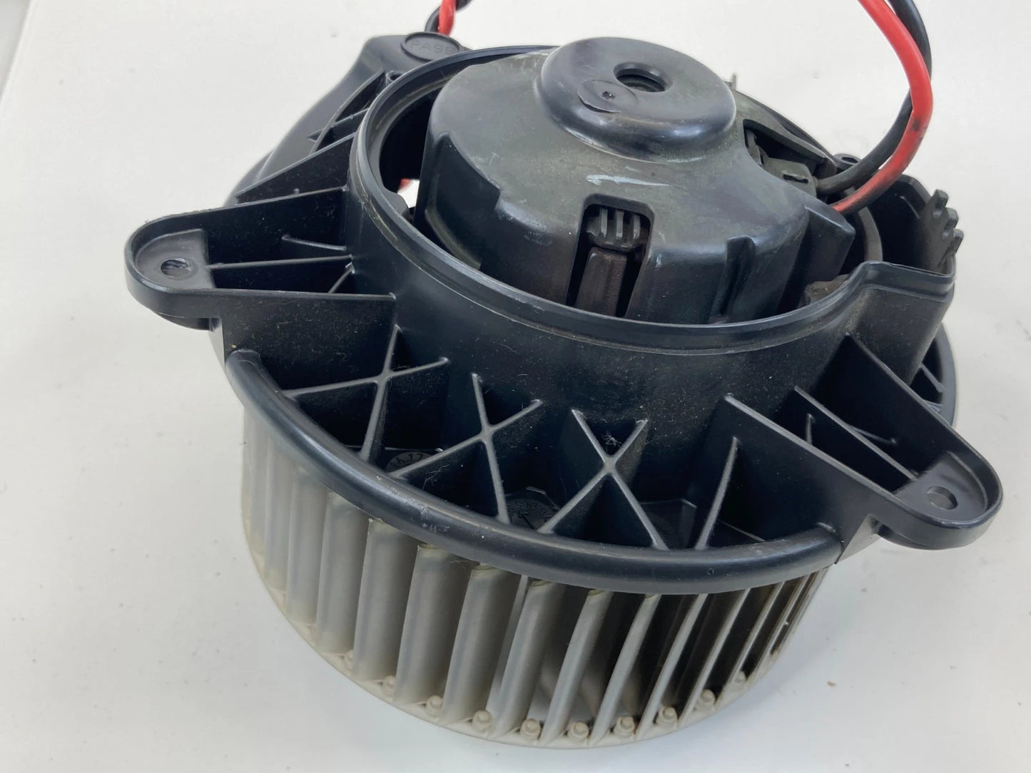 2013 13 Dodge Dart HVAC A/C Blower Motor Fan Assembly 16462587-01 OEM