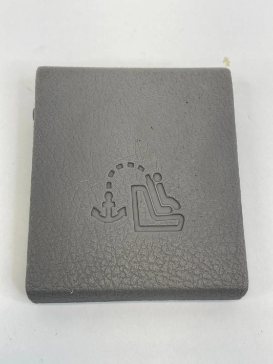 2007 08 09 10 2011 TOYOTA CAMRY REAR SEAT CHILD ANCHOR RESTRAIN COVER TRIM CAP