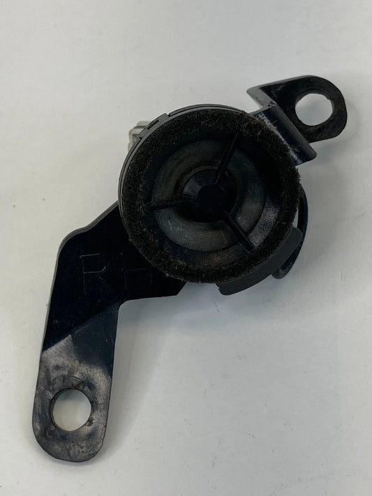 2005-2010 KIA SPORTAGE FRONT RIGHT SIDE DOOR TWEETER SPEAKER 935267 OEM