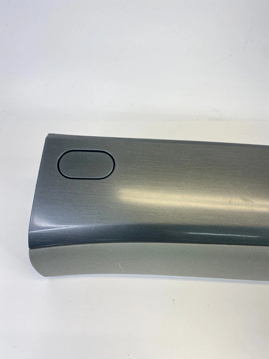 05-10 HONDA ODYSSEY UPPER GLOVE BOX DOOR LID FRONT PASSENGER DASH STORAGE OEM