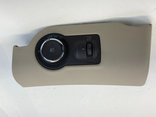 2011-2017 BUICK REGAL HEADLIGHT FOG LIGHT SWITCH WITH BEZEL OEM 13241913