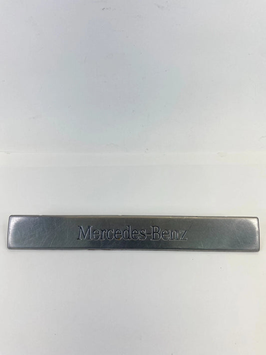2002 2003 MERCEDES-BENZ ML320 REAR RIGHT SIDE DOOR SCUFF PLATE MOULDING OEM