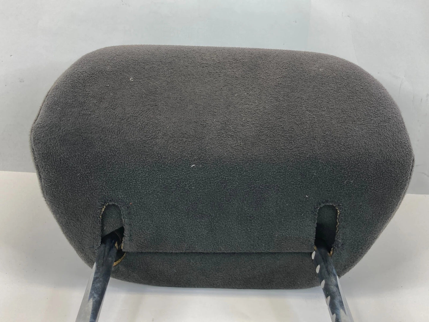 2004-2006 NISSAN MAXIMA FRONT LEFT DRIVER SIDE SEAT HEADREST HEAD REST OEM