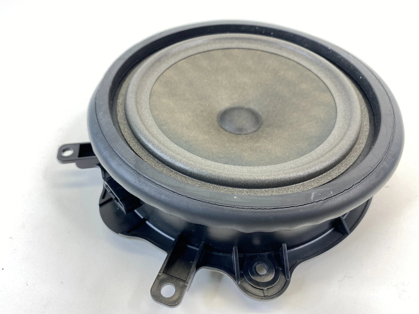 2006-2013 AUDI A3 REAR LEFT SIDE DOOR AUDIO SOUND SPEAKER 8P0-035-411C OEM