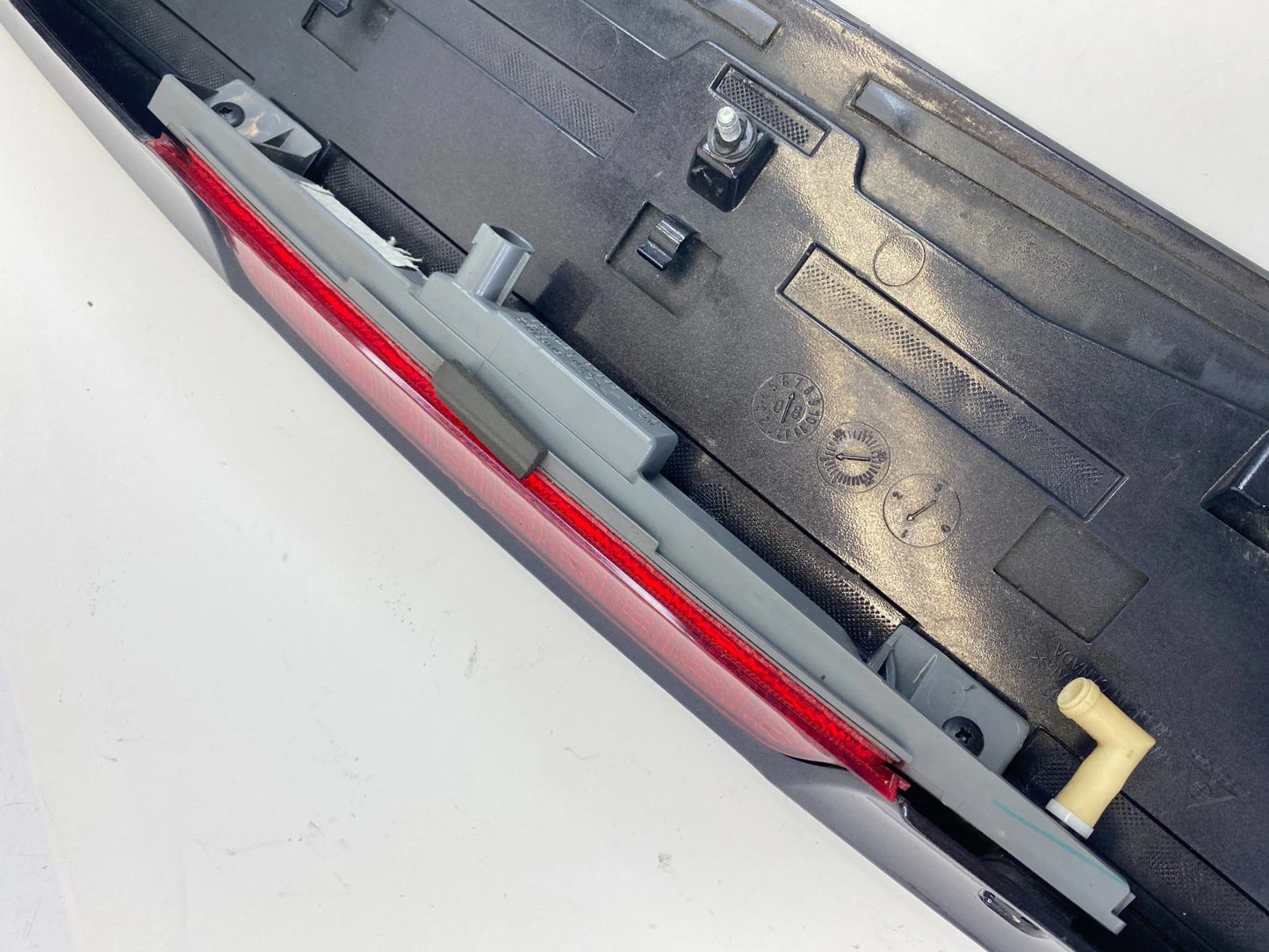 10-17 GMC TERRAIN TRUNK HATCH TAILGATE SPOILER WING W/THIRD BRAKE LIGHT 23214850