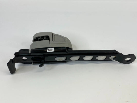 2009 2010 VOLKSWAGEN ROUTAN FRONT RIGHT SEAT BELT HEIGHT ADJUSTER 1DW77ES3AA