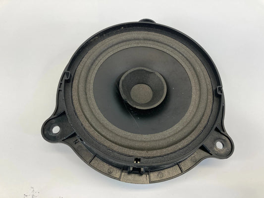 2008-2010 NISSAN ROGUE REAR RIGHT SIDE DOOR SPEAKER AUDIO ASSEMBLY 28156-JM00A