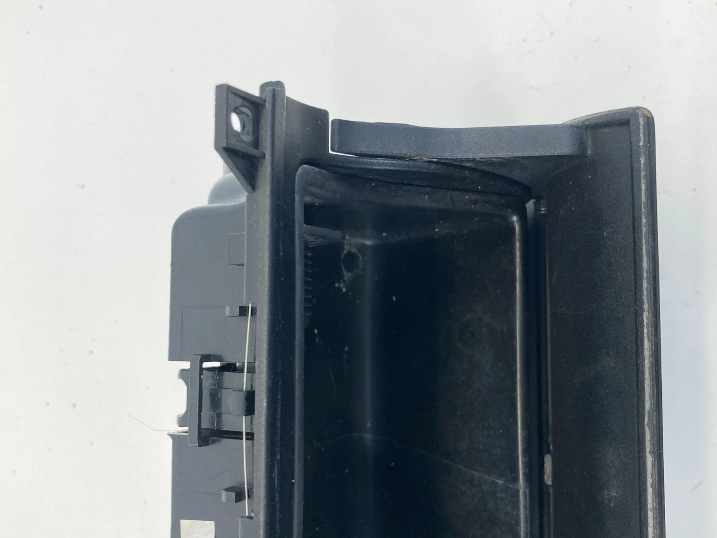 1998-2002 MERCEDES-BENZ E430 E320 CENTER CONSOLE ASHTRAY & LIGHTER ASSEMBLY OEM