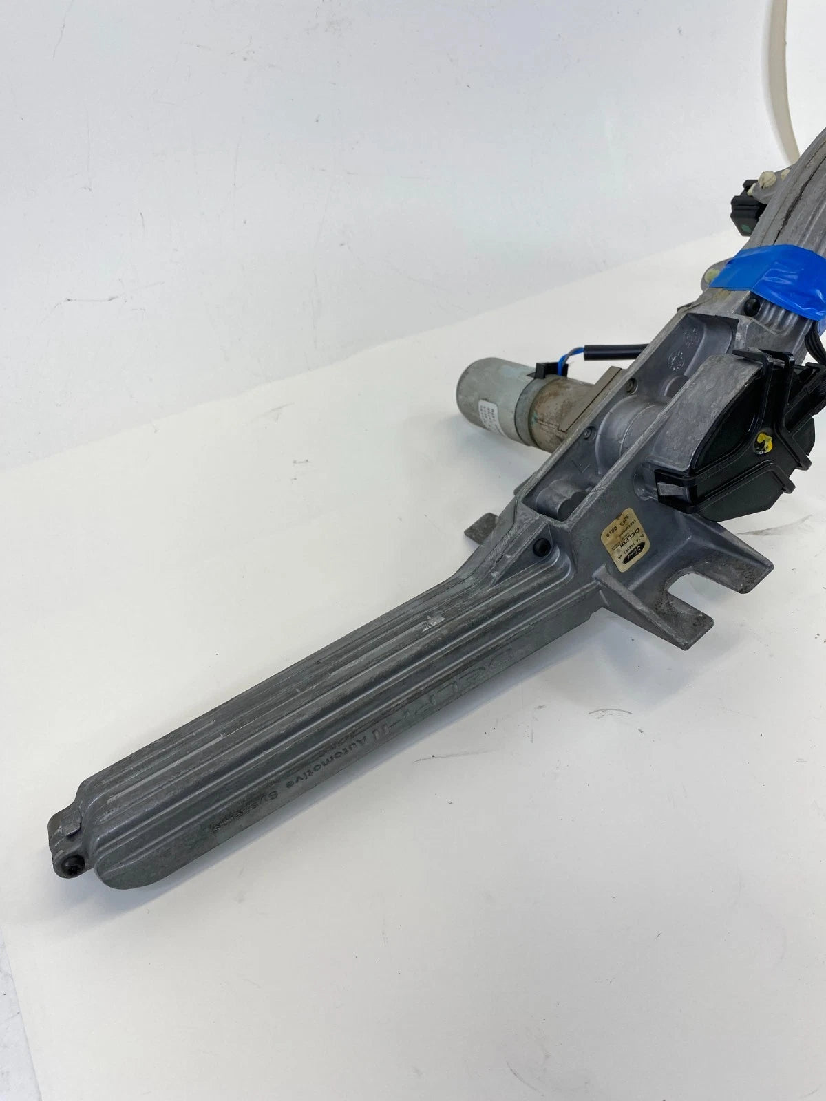 03-06 LINCOLN NAVIGATOR REAR LEFT LIFTGATE TRUNK HATCH HINGE POWER MOTOR OEM