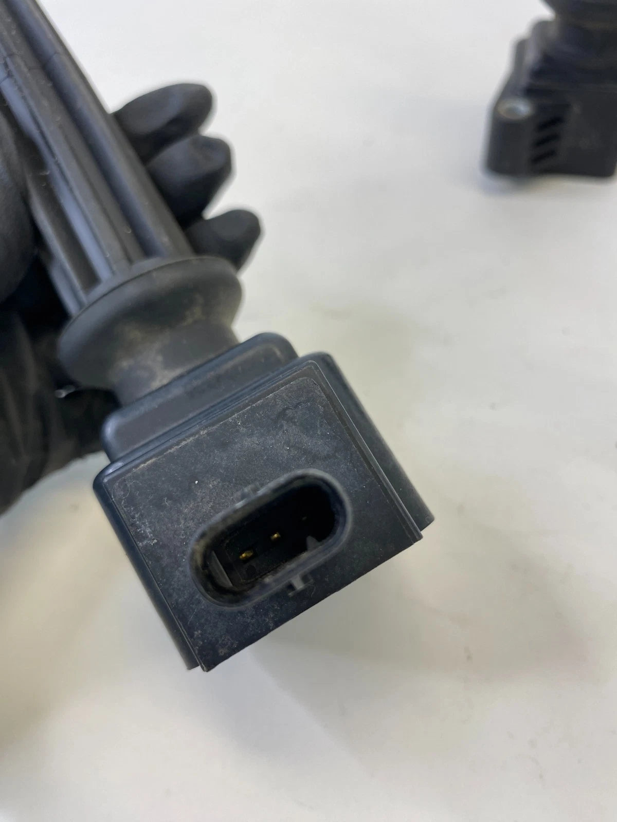 2012-2018 FORD FOCUS 2.0L ENGINE IGNITION COILS SET OF 4 CM5E-12A366-CA OEM