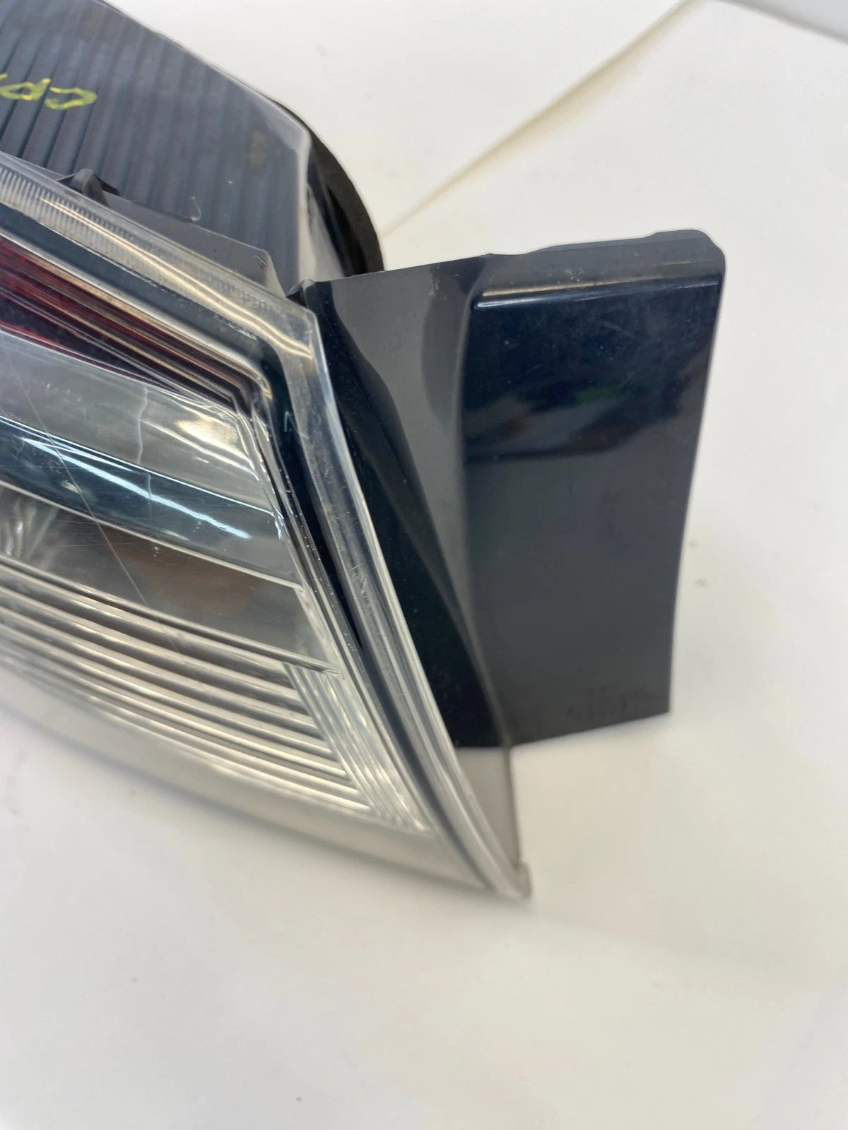 2010-2013 MAZDA 3 SEDAN LEFT DRIVER OUTER QUARTER PANEL TAIL LIGHT TAILLIGHT OEM