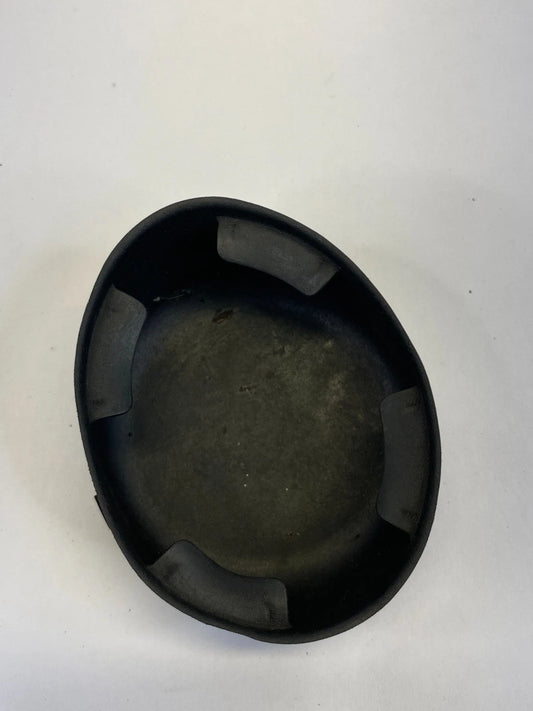 2002-2009 CHEVY TRAILBLAZER CENTER CONSOLE CUP HOLDER RUBBER MAT INSERT DDD23949
