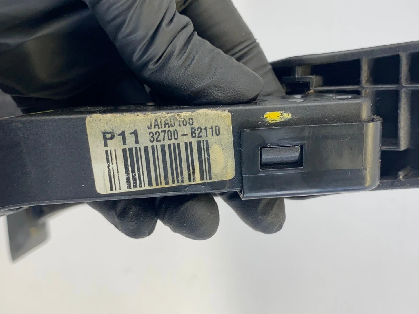 2014-2019 KIA SOUL GAS ACCELERATOR PEDAL TRAVEL POSITION SENSOR 32700-B2110 OEM