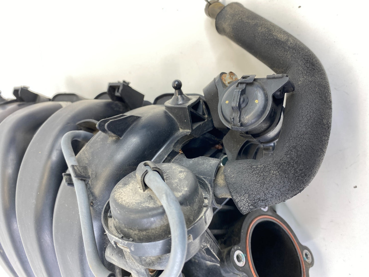 2011-2016 Hyundai Elantra 1.8L L4 DOHC 16V Upper Intake Manifold OEM