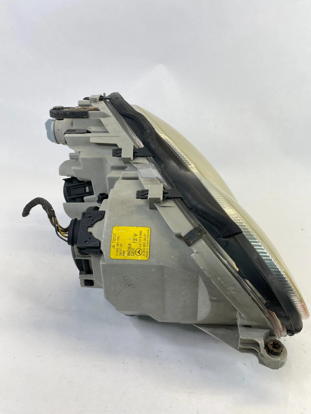 2001-2005 MERCEDES C240 LEFT DRIVER SIDE HALOGEN HEADLIGHT ASSEMBLY OEM