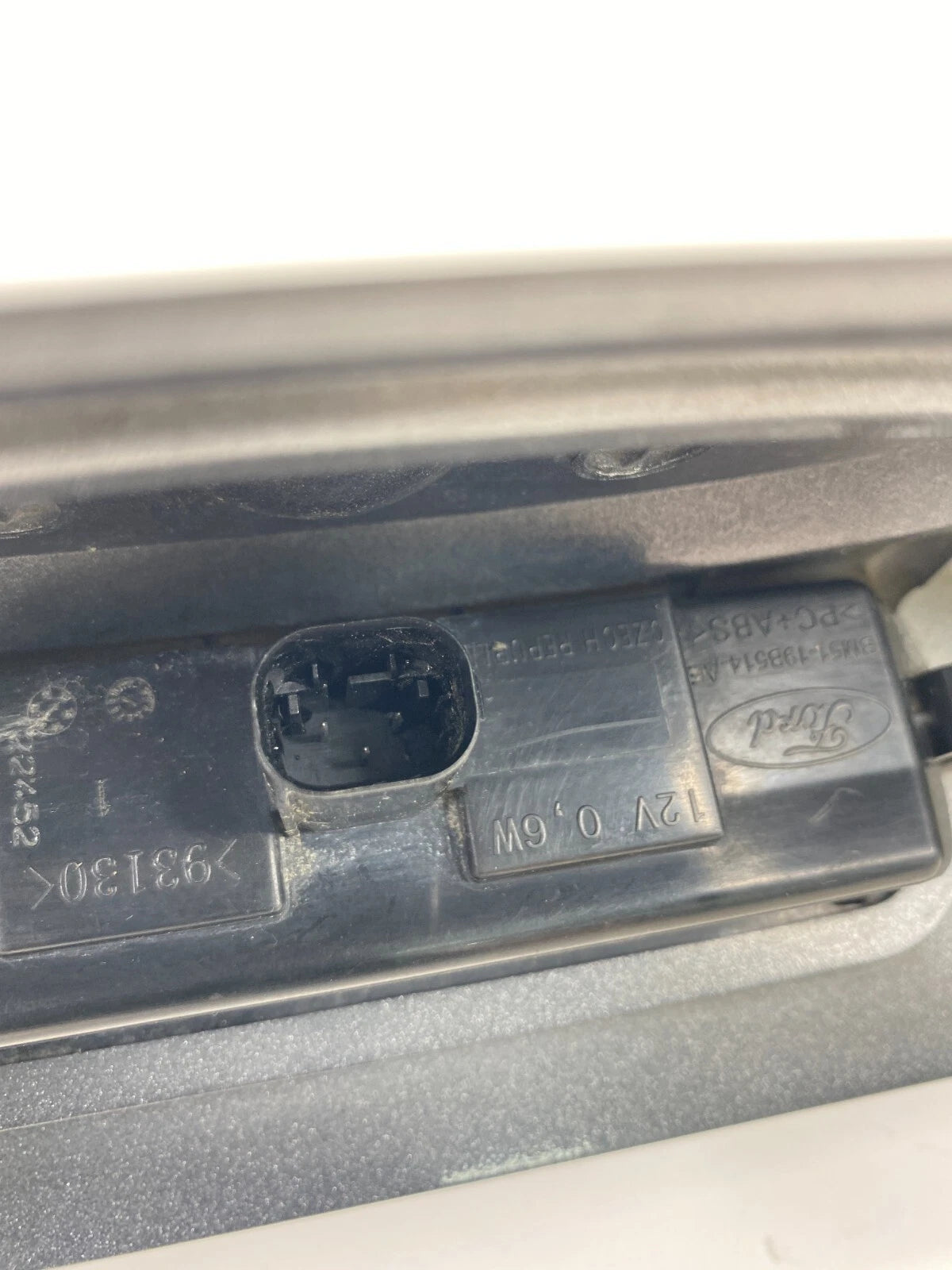 12-14 FORD FOCUS SEDAN TRUNK DECK LID MOLDING FINISH PANEL BM51-F43404-AH OEM