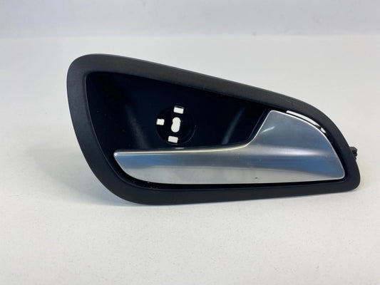 12-18 FORD FOCUS REAR RIGHT SIDE DOOR INTERIOR DOOR HANDLE ASSY AM51A22600BDW