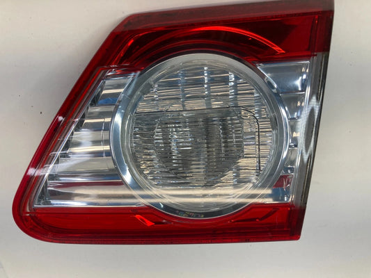 11-13 TOYOTA COROLLA SEDAN REAR RIGHT SIDE INNER TAIL LIGHT TAILLIGHT LAMP OEM