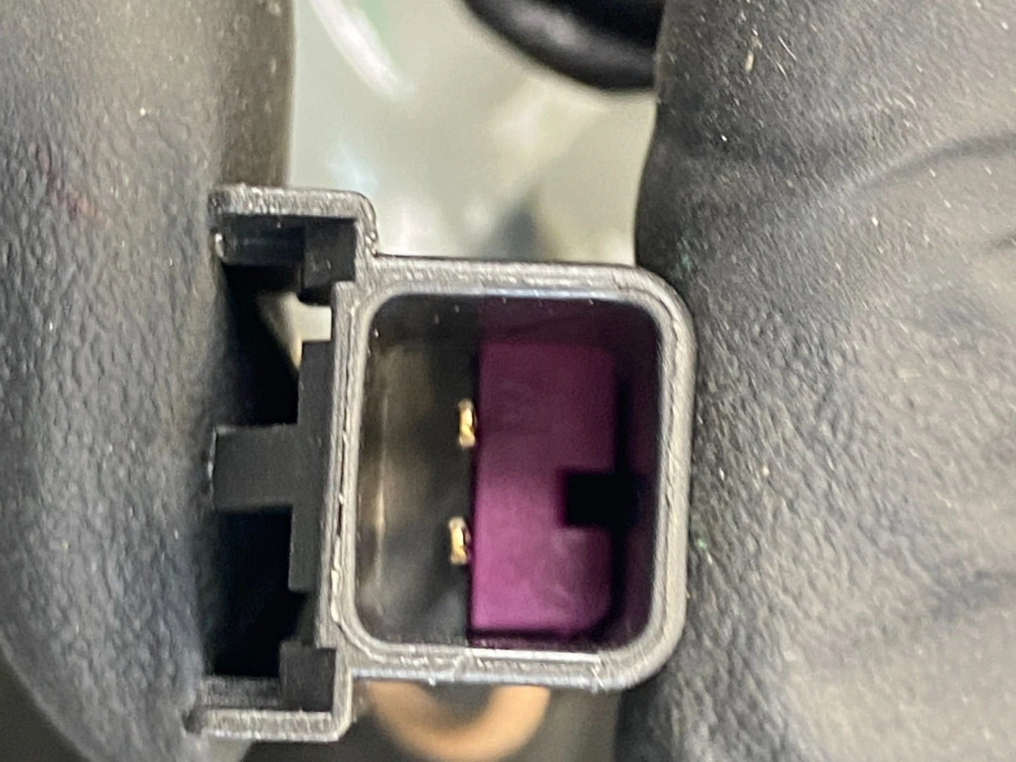 11-16 CHEVROLET CRUZE SEDAN 3RD THIRD BRAKE STOP LIGHT LAMP HIGH MOUNT 96828256