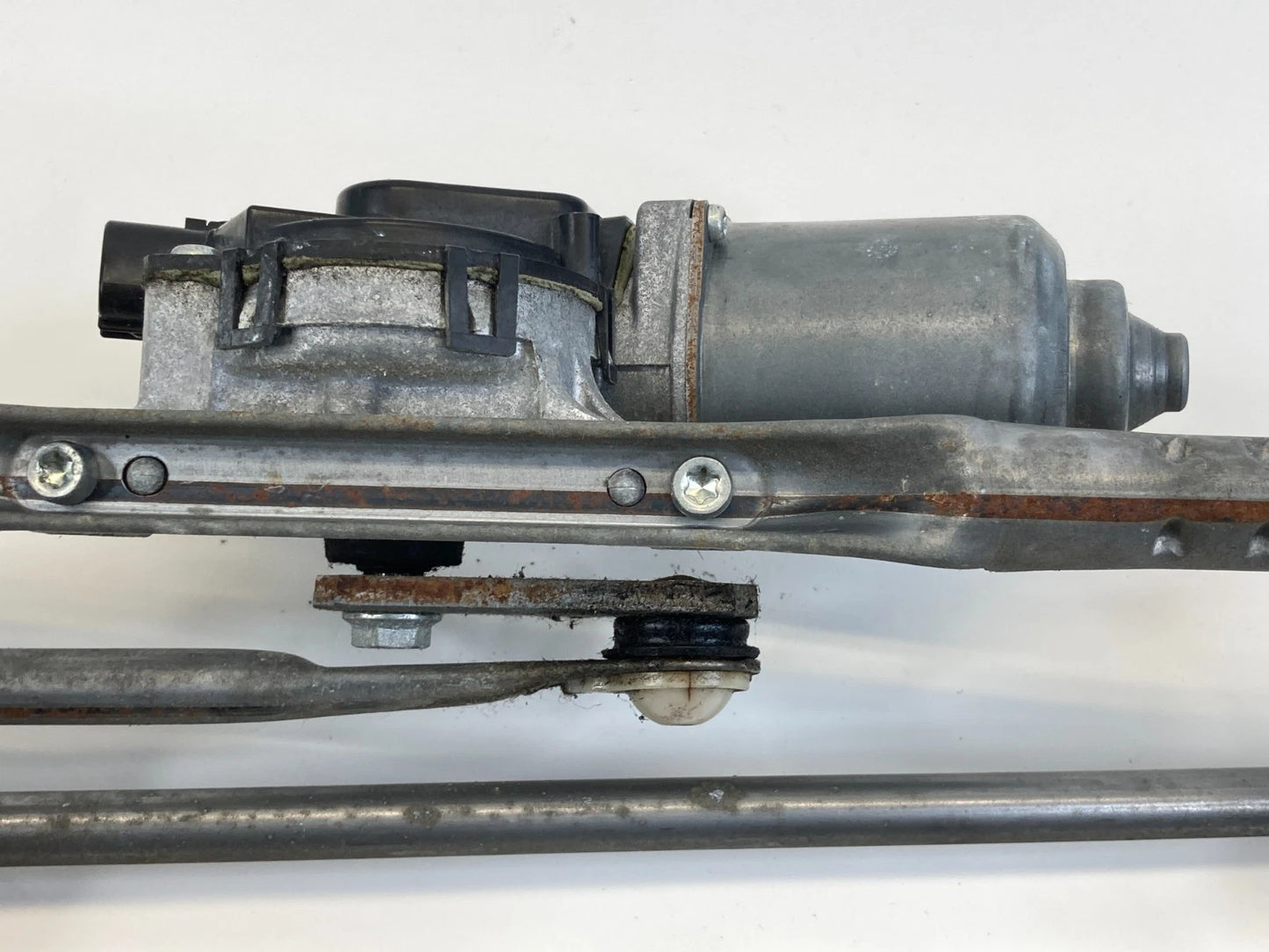 2013 14 15 2016 Dodge Dart Front Windshield Wiper Motor w/ Linkage 68081368AA