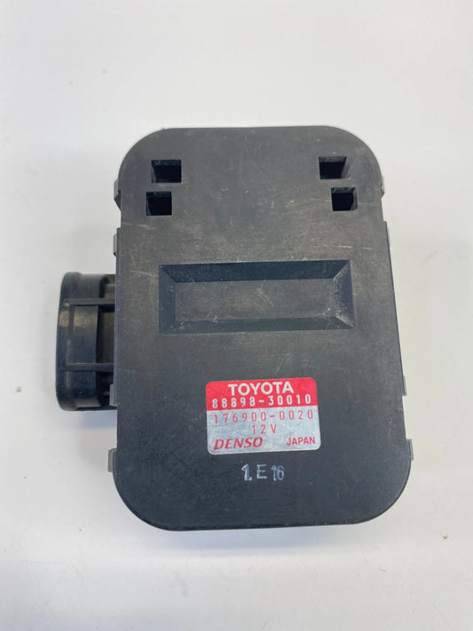 1998-2005 LEXUS GS300 SMOG VENTILATION SENSOR MODULE UNIT 88898-30010 OEM