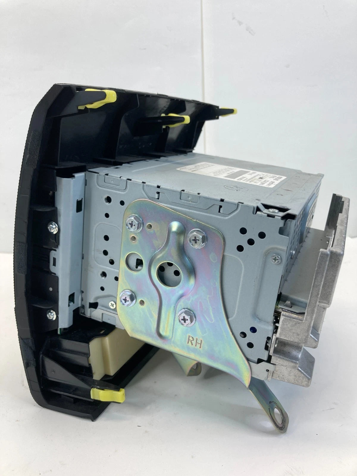 2007 2008 TOYOTA TACOMA AM/FM RADIO RECEIVER CD DISC PLAYER STEREO 86120-04111