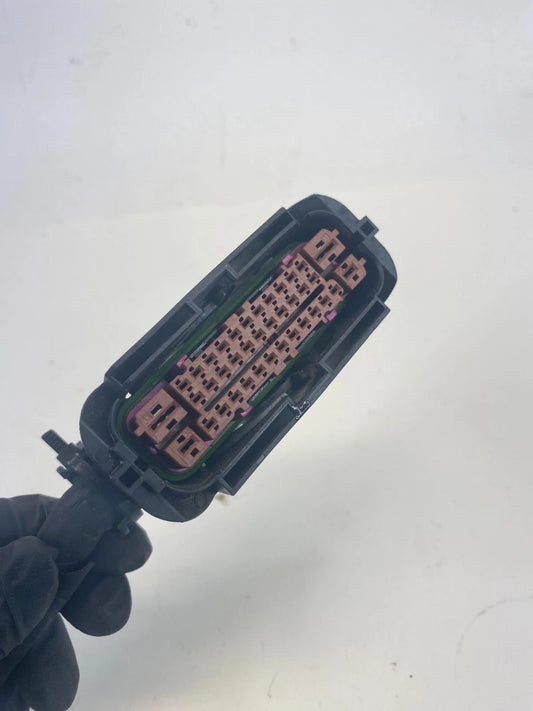 2015 2016 HYUNDAI SONATA A/T ABS CONNECTOR PLUG UNIT COMPUTER WIRE SOCKET OEM