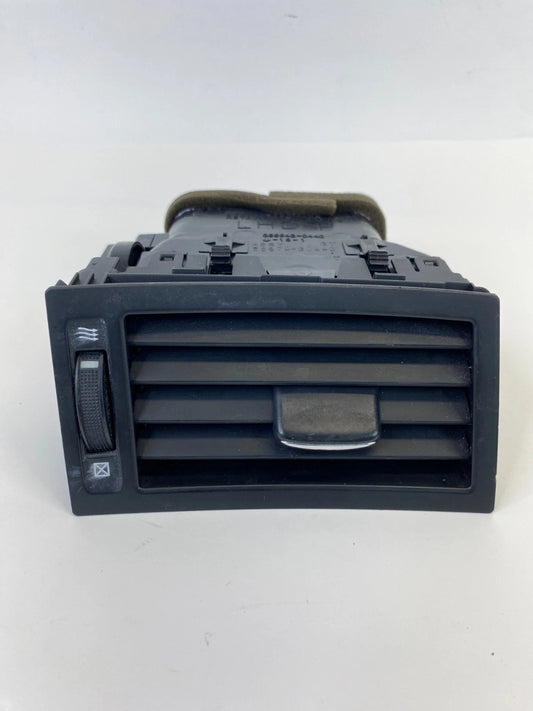 07-11 LEXUS GS350 GS460 DASH FR RIGHT A/C AIR VENT HEATER OUTER GRILL 5567030441