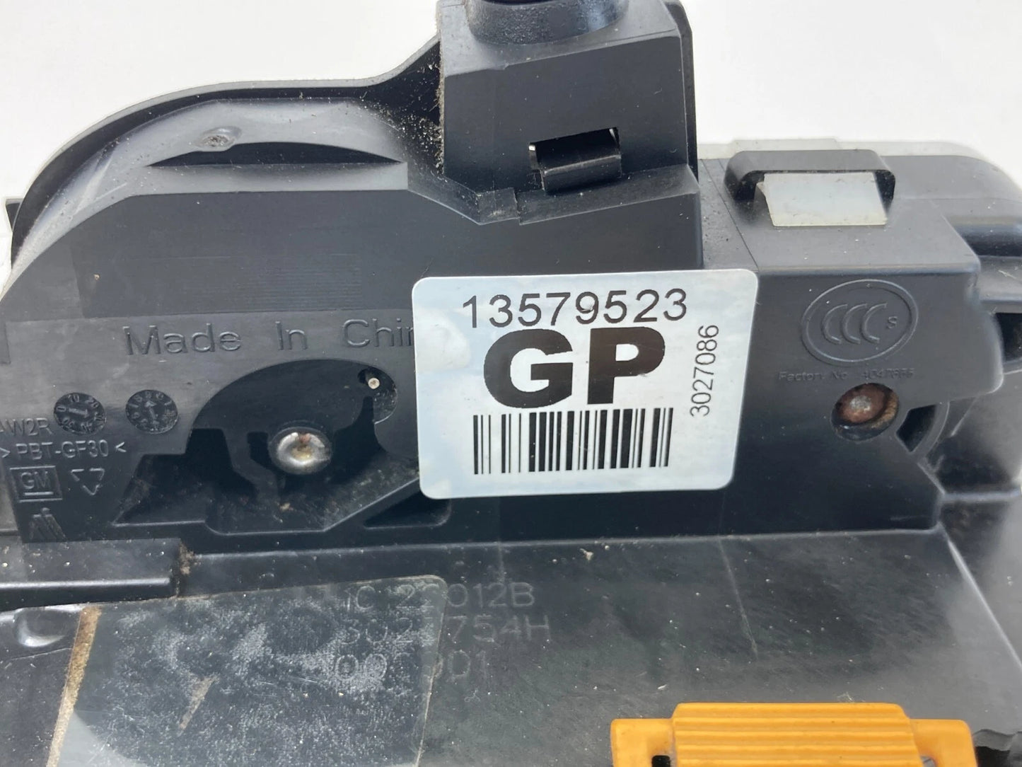 2011-2017 BUICK REGAL FRONT RIGHT DOOR LOCK LATCH ACTUATOR RELEASE 13579523 OEM
