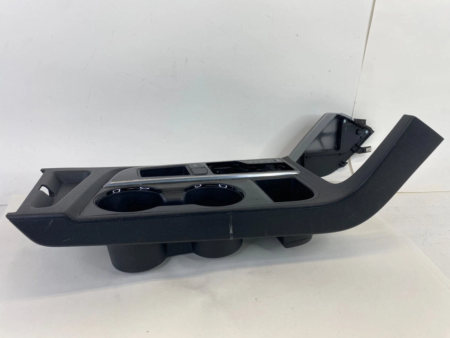 2015-2017 HYUNDAI SONATA CENTER CONSOLE SHIFTER BEZEL W/ CUP HOLDER OEM