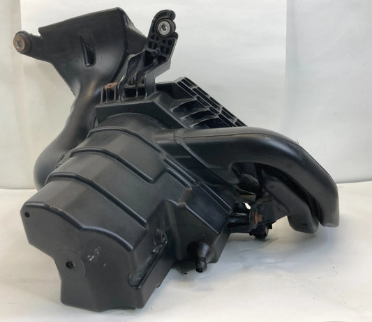 08-11 FORD FOCUS 2.0L 16V FWD AIR CLEANER BOX INTAKE ASSEMBLY VP8S4U-9A624-A OEM