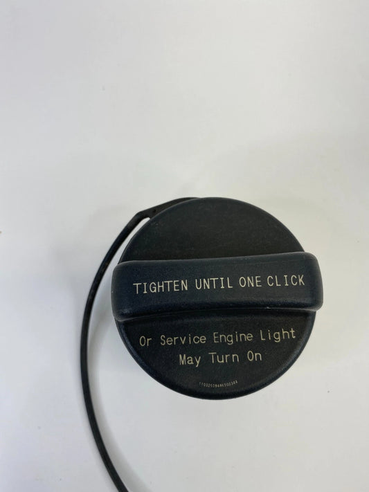 2010 2011 CADILLAC SRX 2011 GMC ACADIA BUICK ENCLAVE FUEL FILLER GAS TANK CAP