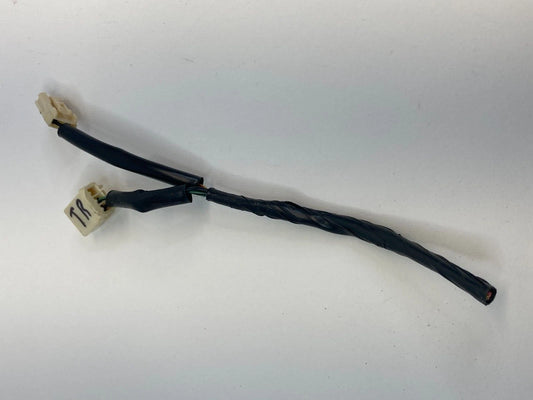 2003-2005 MAZDA 6 MAZDA6 REAR RIGHT SIDE TAIL LIGHT TAILLIGHT WIRE HARNESS OEM