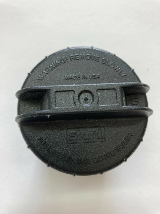 1996 1997 1998 NISSAN PATHFINDER 93-98 QUEST ENGINE OIL FILLER CAP LID