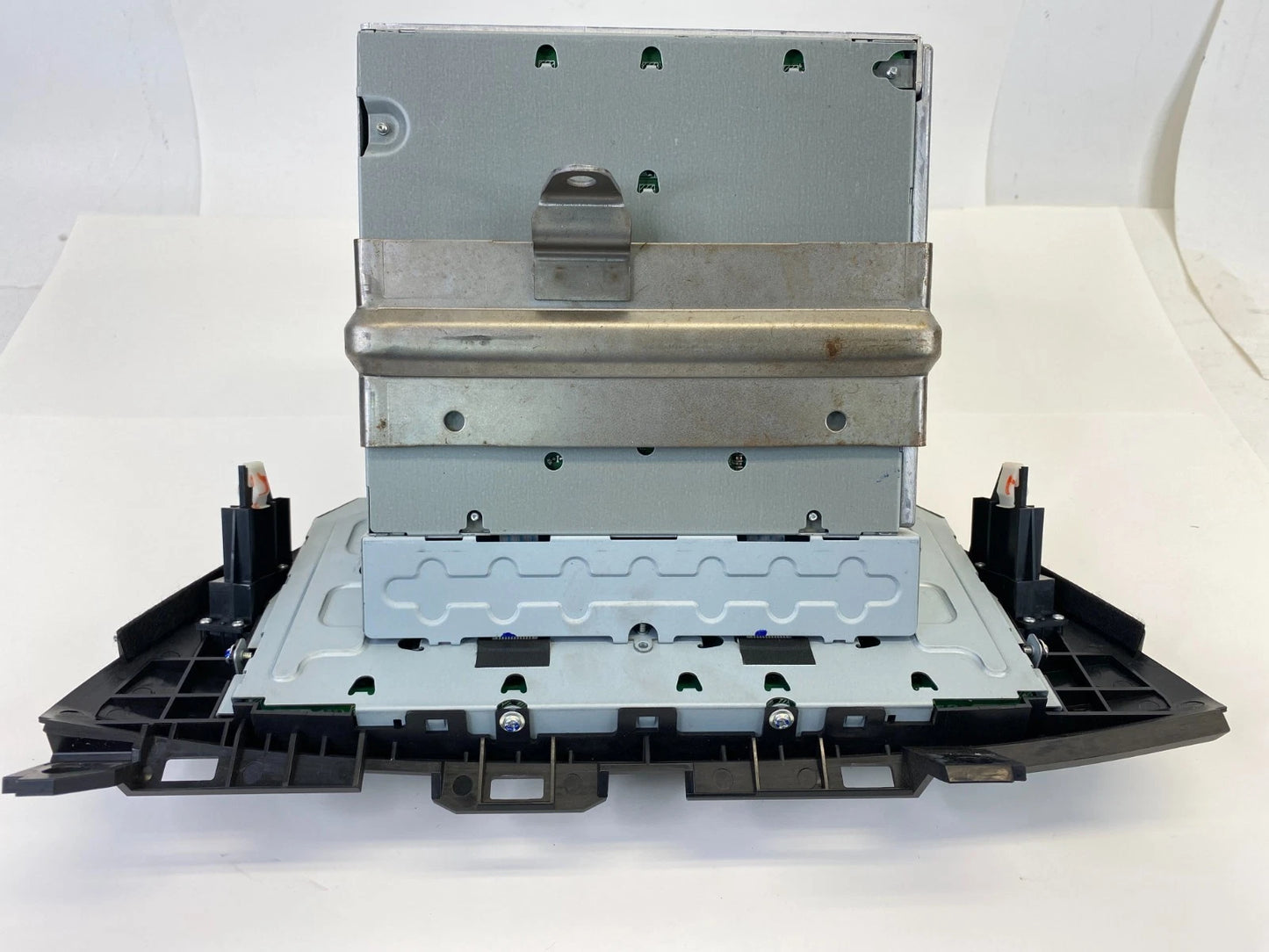 2005-2007 HONDA ODYSSEY EX RADIO XM CD PLAYER RECEIVER 6 DISC 39100-SHJ-A100