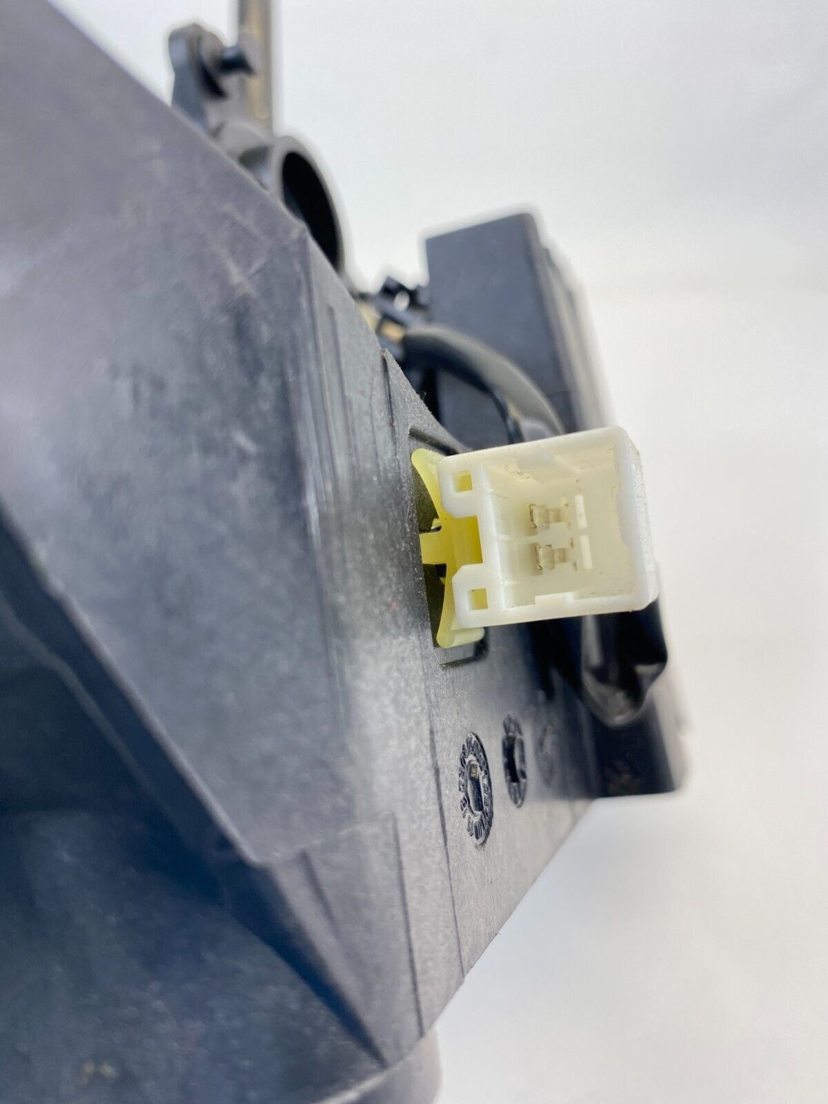 2006 Pontiac Torrent 3.4L Automatic Transmission Shifter Gear Shifter Lever OEM