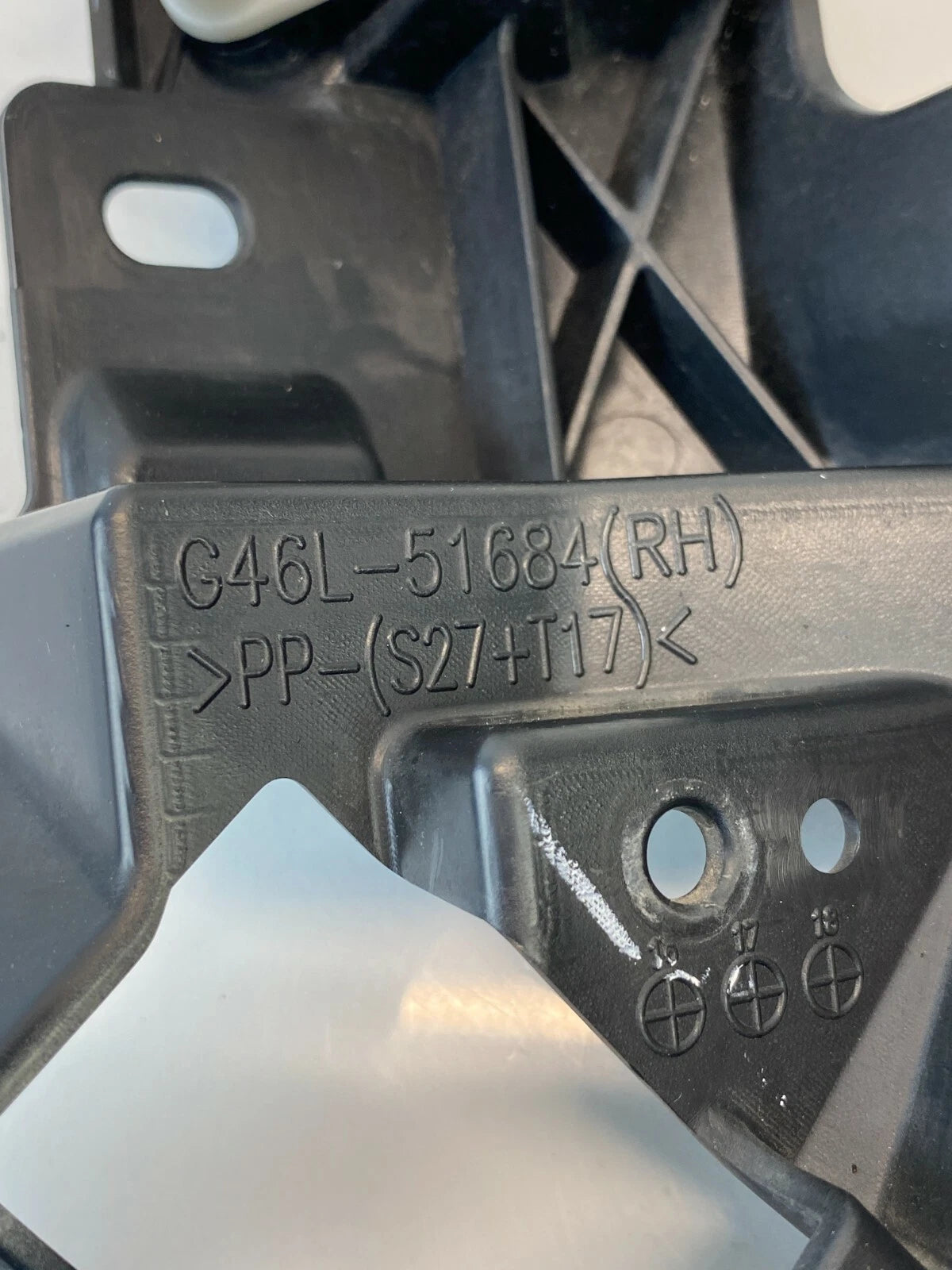 2016 2017 MAZDA6 MAZDA 6 SEDAN RIGHT PASSENGER SIDE FOG LIGHT LAMP W BRACKET OEM