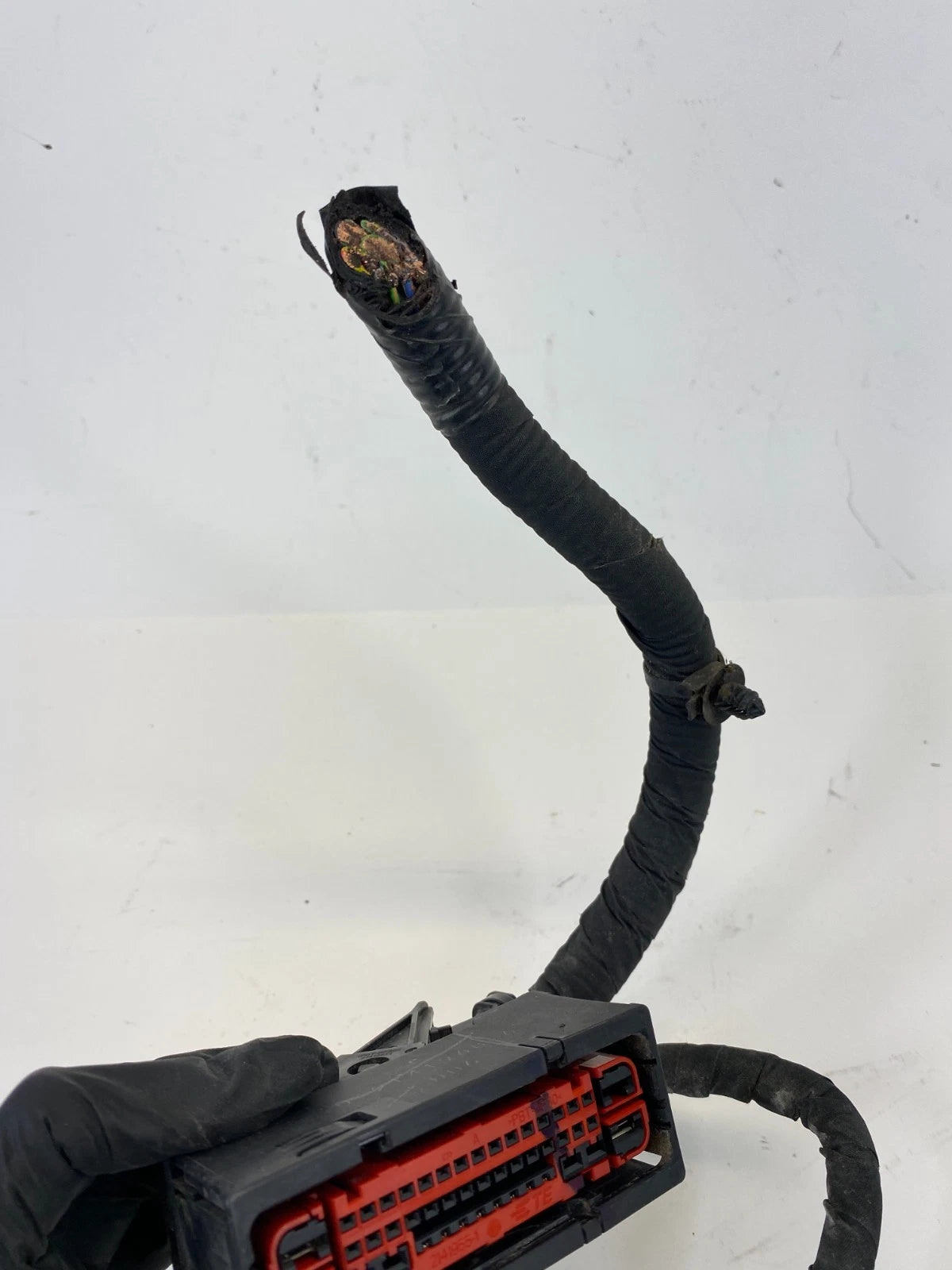 2016-2019 EXPLORER INTERCEPTOR 3.5L AT ABS ANTI LOCK BRAKE PUMP PLUG CONNECTOR