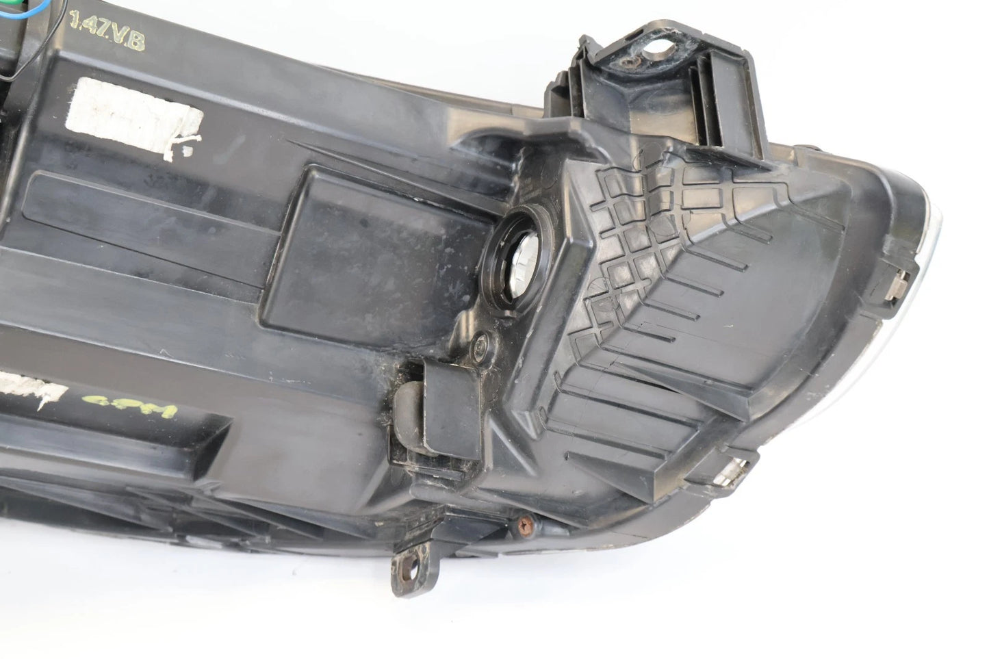 2012-2014 HYUNDAI ACCENT FRONT LEFT DRIVER HEADLIGHT HEADLAMP HALOGEN 92101-1RXX