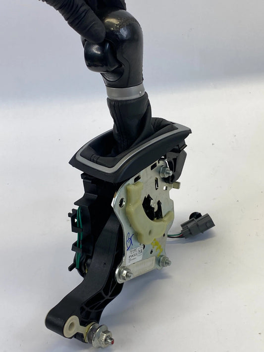 2009-2011 ACURA TL 3.5L AUTOMATIC GEAR SHIFTER LEVER ASSEMBLY OEM