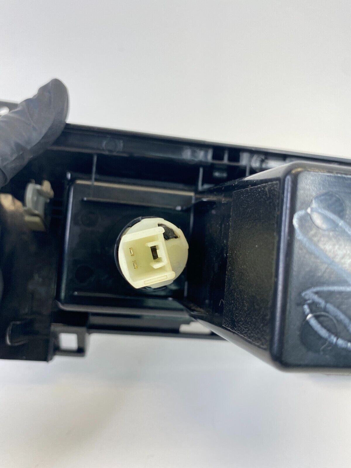 09-13 Toyota Corolla Center Console Storage Compartment Box Cubby 55440-02110