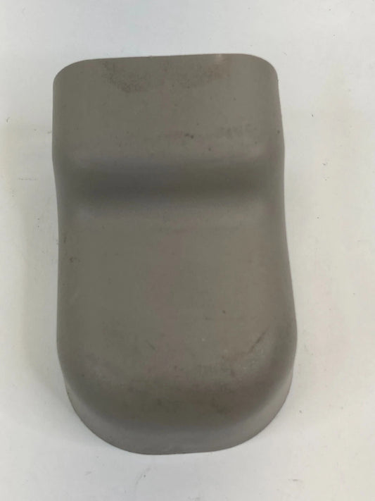 2006-2008 HYUNDAI SONATA SEDAN FRONT RIGHT INNER SIDE SEAT TRACK COVER TRIM OEM