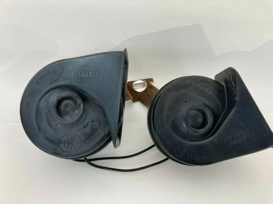 2008 08 KIA OPTIMA HIGH AND LOW TONE HORN SIGNAL ALARM PAIR SET E30055306 OEM